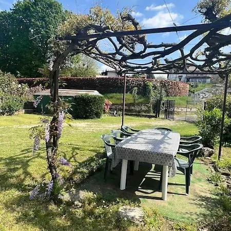 Lägenhet Cascina “la Bizzarina” Castelletto sopra Ticino